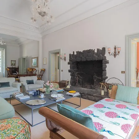 Ca' Moneta By Rent * Albavilla